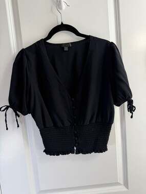 J for Justify Smocked Front-Button Crop Top with Puff Tie Sleeves